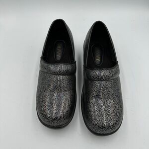 Savvy Brandy Women's Slip-On Work Clogs US 10M Black Silver Crackle Nursing Used